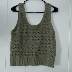 Green knitted tank